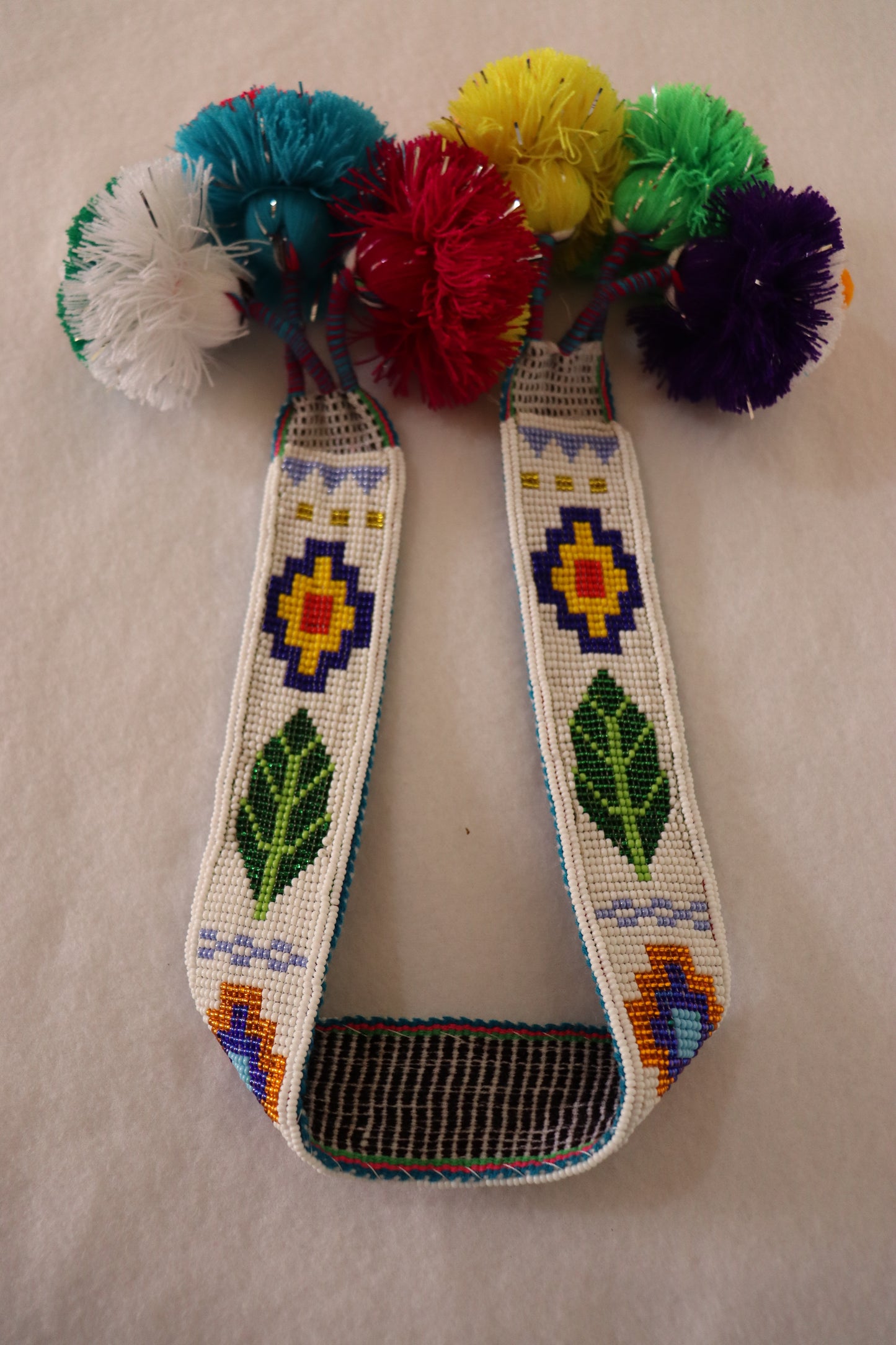 CIN.105 Ribbons with glass seed beads
