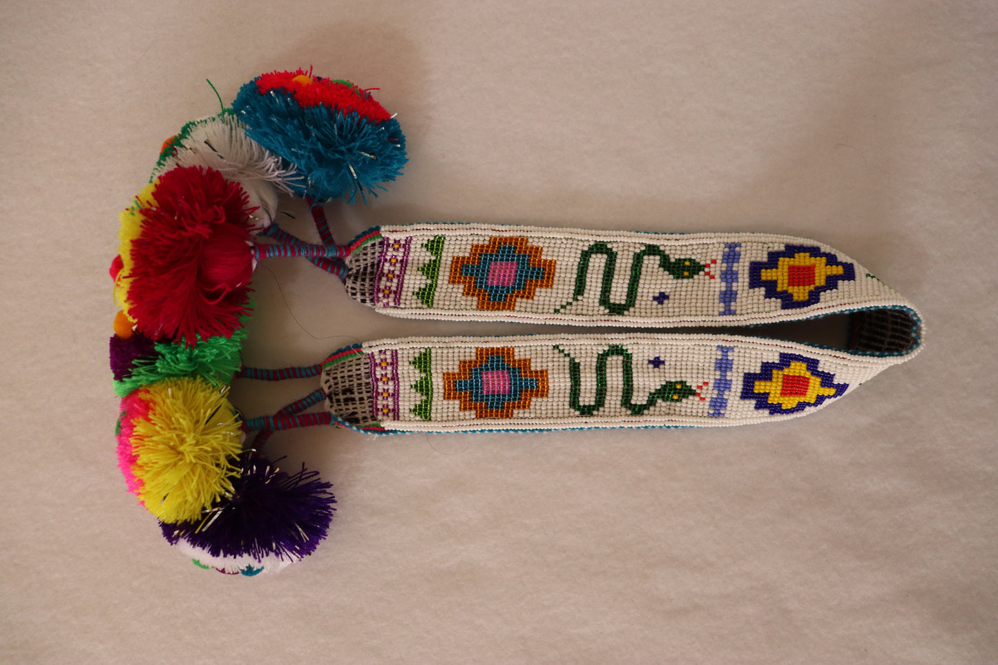 CIN.108 Ribbons with glass seed beads