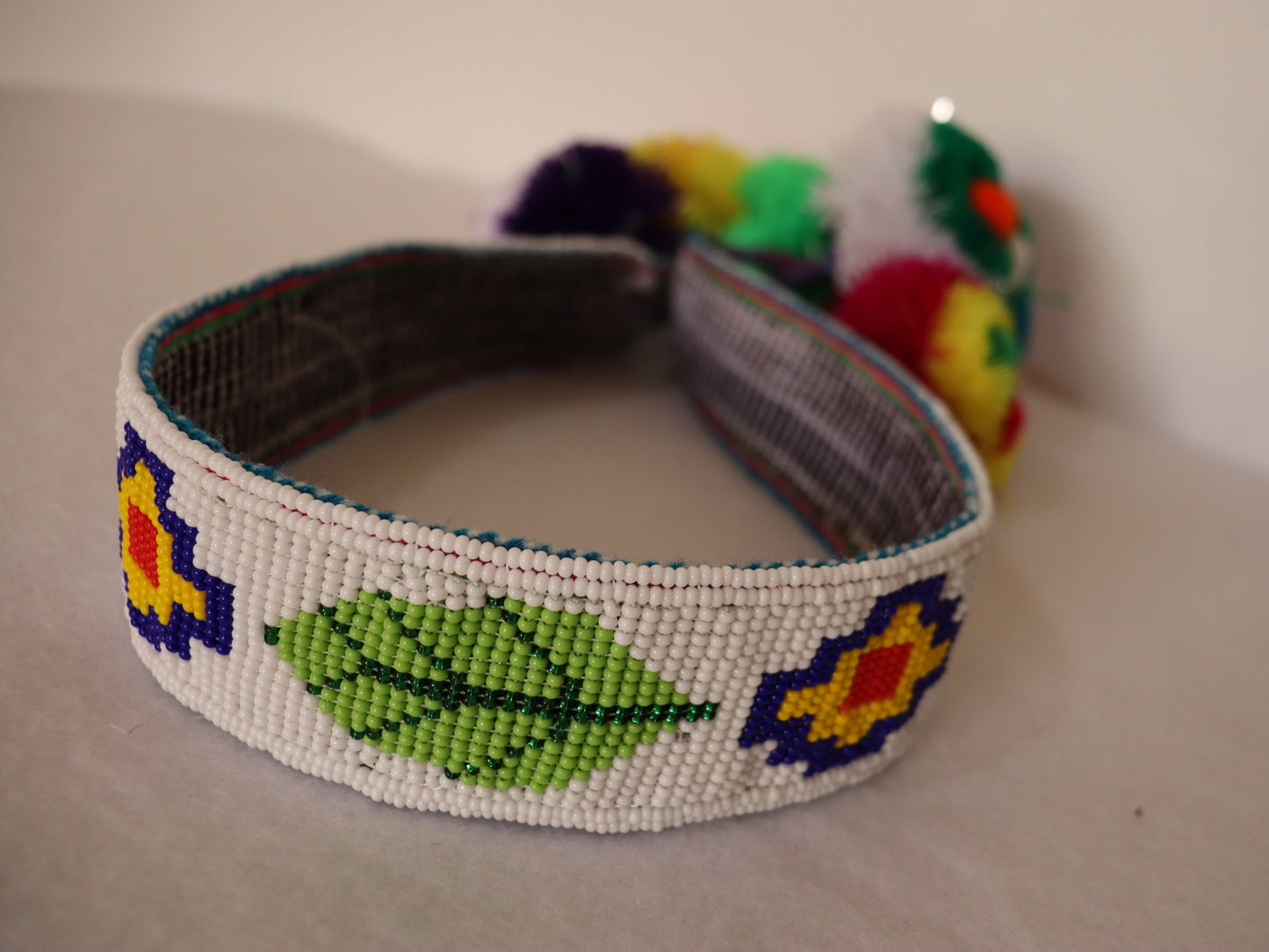 CIN.108 Ribbons with glass seed beads