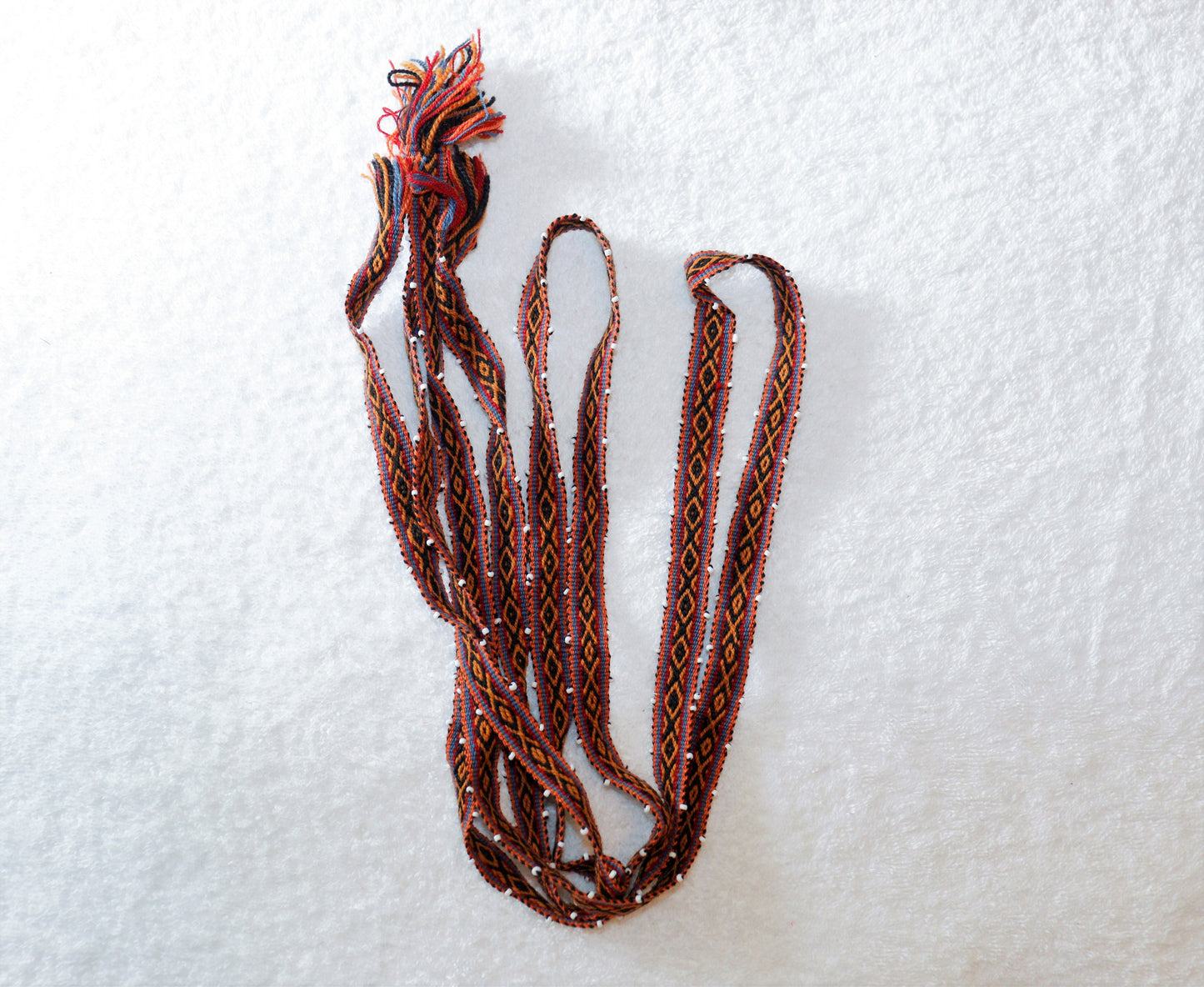 CIN.01 Ribbons with glass seed beads