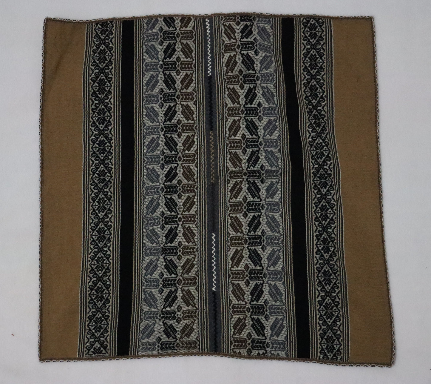 M.121  Mesa Cloth