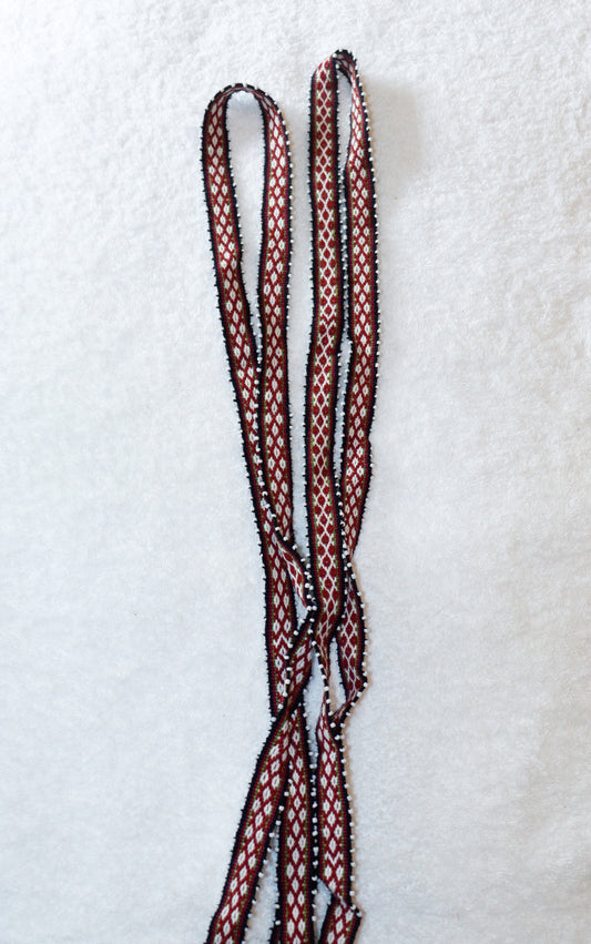 CIN.08 Ribbons with glass seed beads